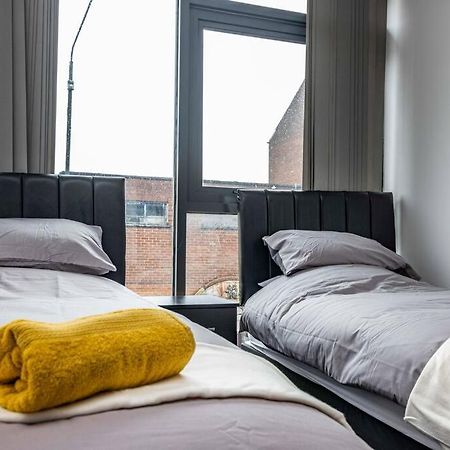 Modern Flat In Eastwood Town Centreアパートメント エクステリア 写真