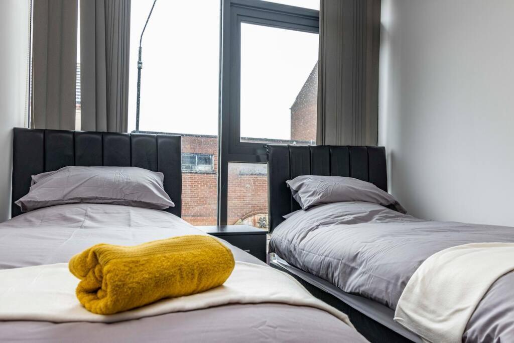 Modern Flat In Eastwood Town Centreアパートメント エクステリア 写真