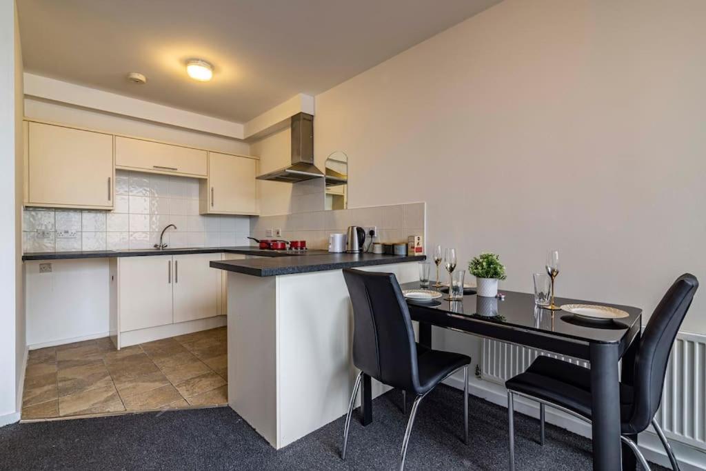 Modern Flat In Eastwood Town Centreアパートメント エクステリア 写真